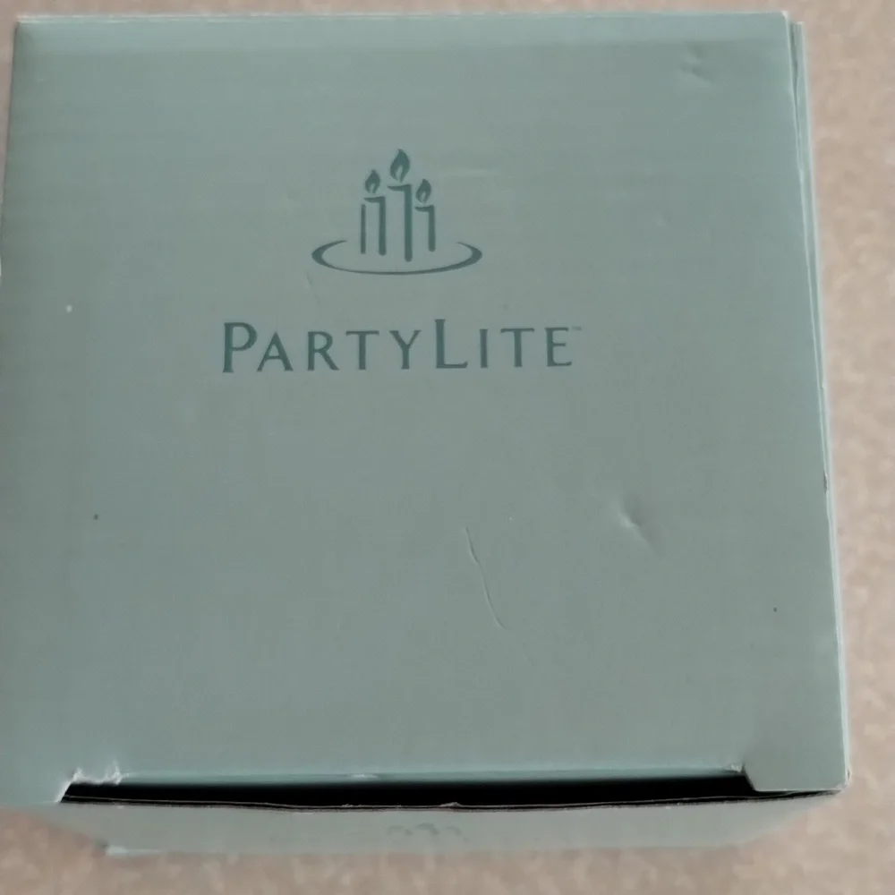 PartyLite Quad Lead Crystal Votive Candle Holder, never used